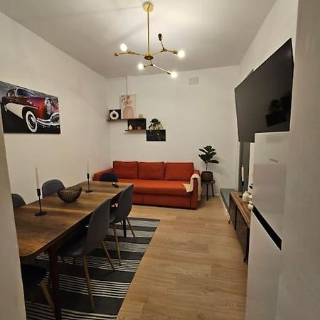 Heart Of City Center 4Br 2Bath 10 Pers ブカレスト エクステリア 写真