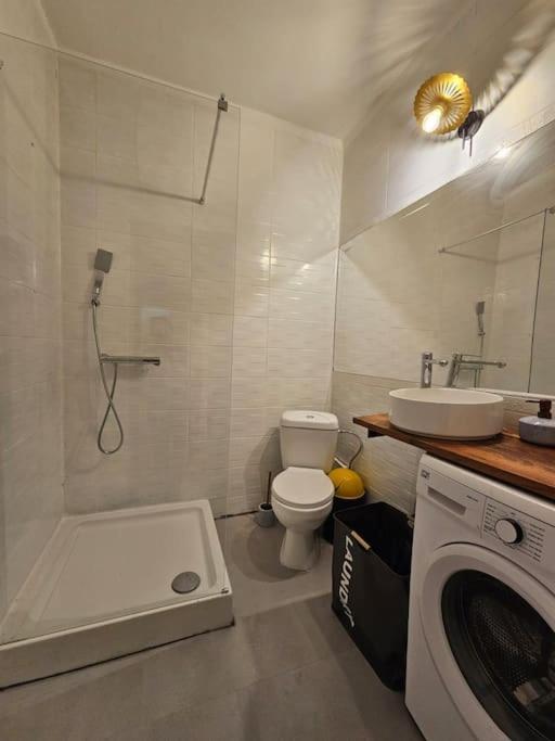 Heart Of City Center 4Br 2Bath 10 Pers ブカレスト エクステリア 写真